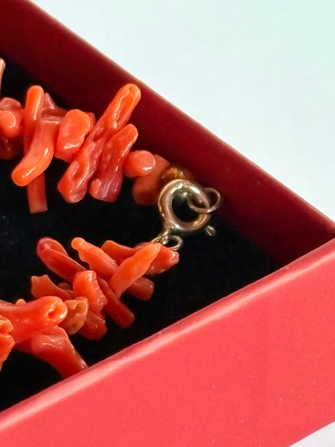 Federringverschluss aus 925 Silber am Vintage-Astkorallenarmband von Sanna Gioielli