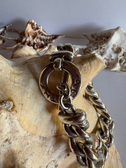 AGATHA Vintage-Armband mit kräftigen Kettengliedern und Knebelverschluss, ca. 1,5 cm breit.