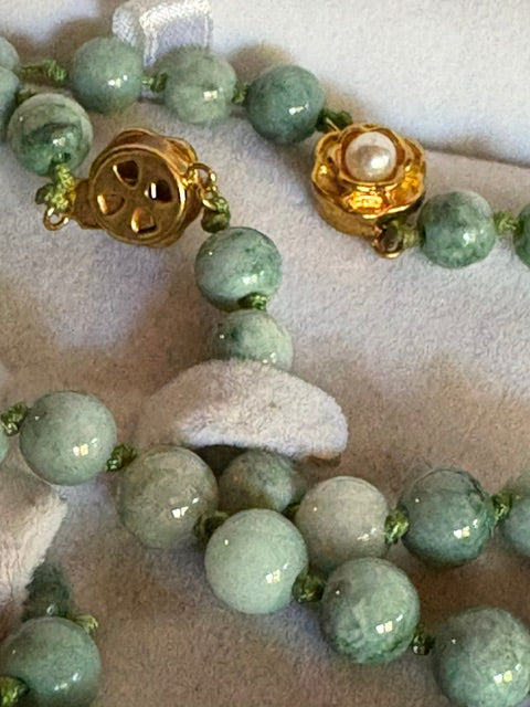 Vintage-Jade-Schmuckset mit Kette und Armband