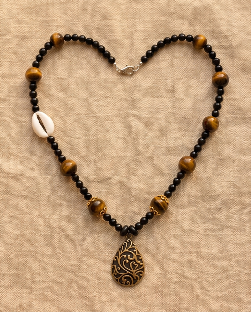 Handgefertigte Tigerauge-Halskette mit Anhänger | Boho Naturstein Statement Kette