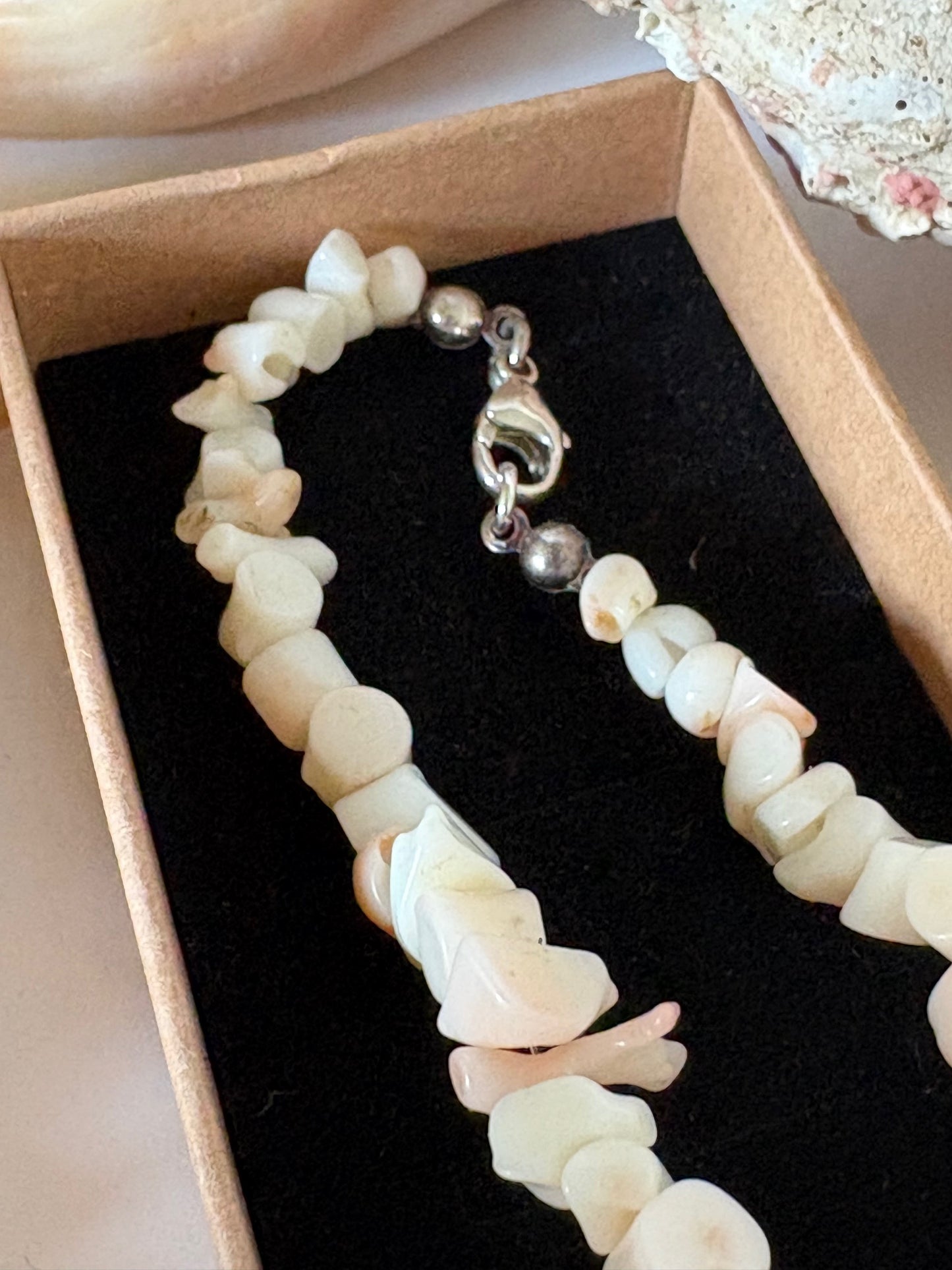 Vintage Korallenkette Creme Rosé mit Astkorallen | Maritime Halskette