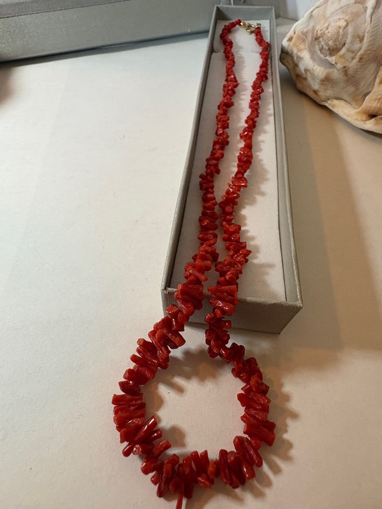 Vintage rote Korallenkette – Astkoralle, ca. 53,5 cm