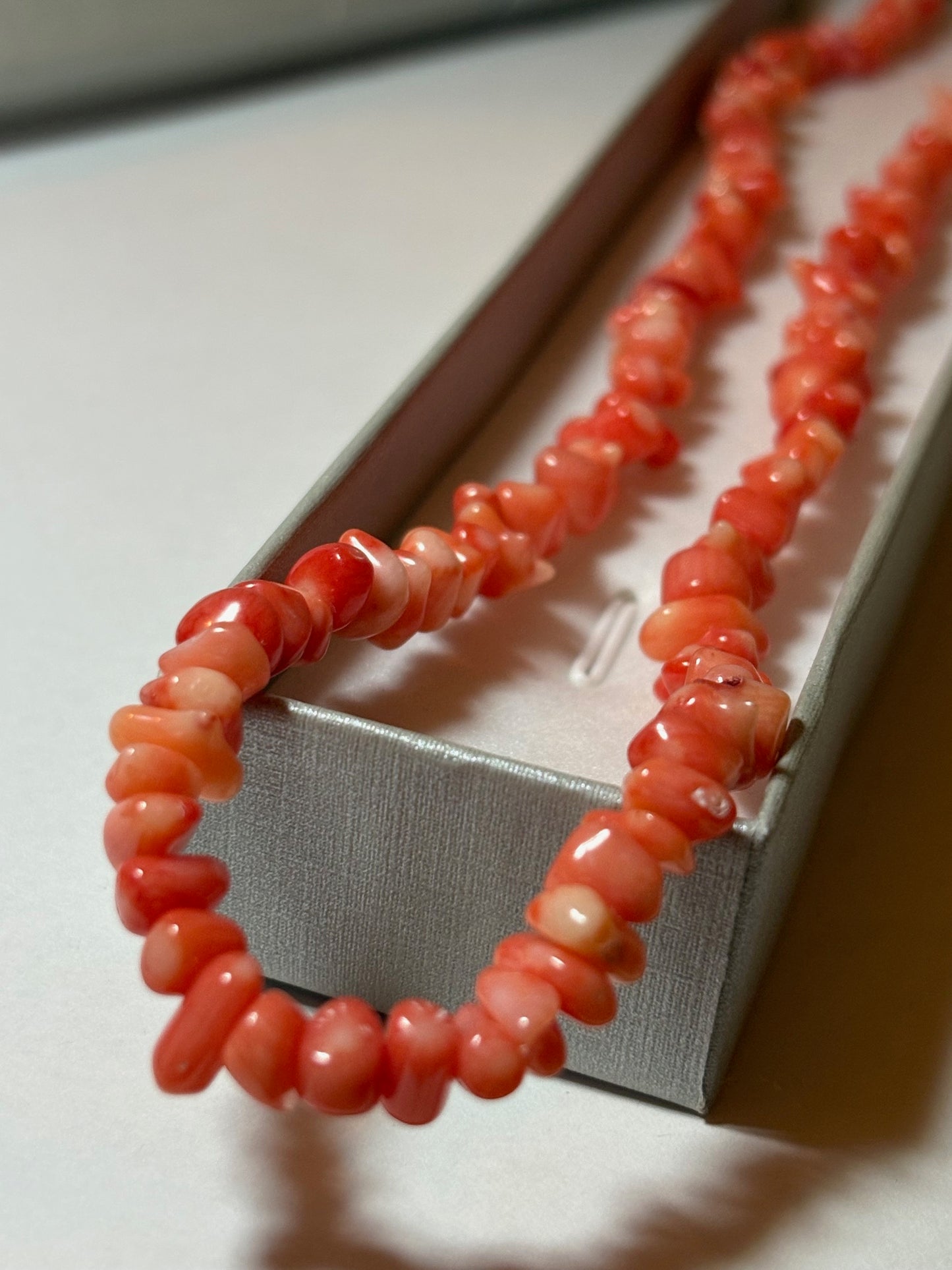 Vintage Engelshaut Korallenkette Rosa – Angelskin Collier 42 cm