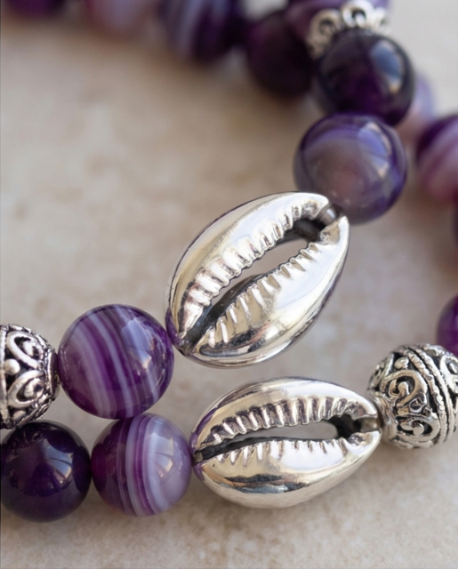 Handgefertigte Achatkette mit Lavaperlen und Muschelelementen | Boho Halskette