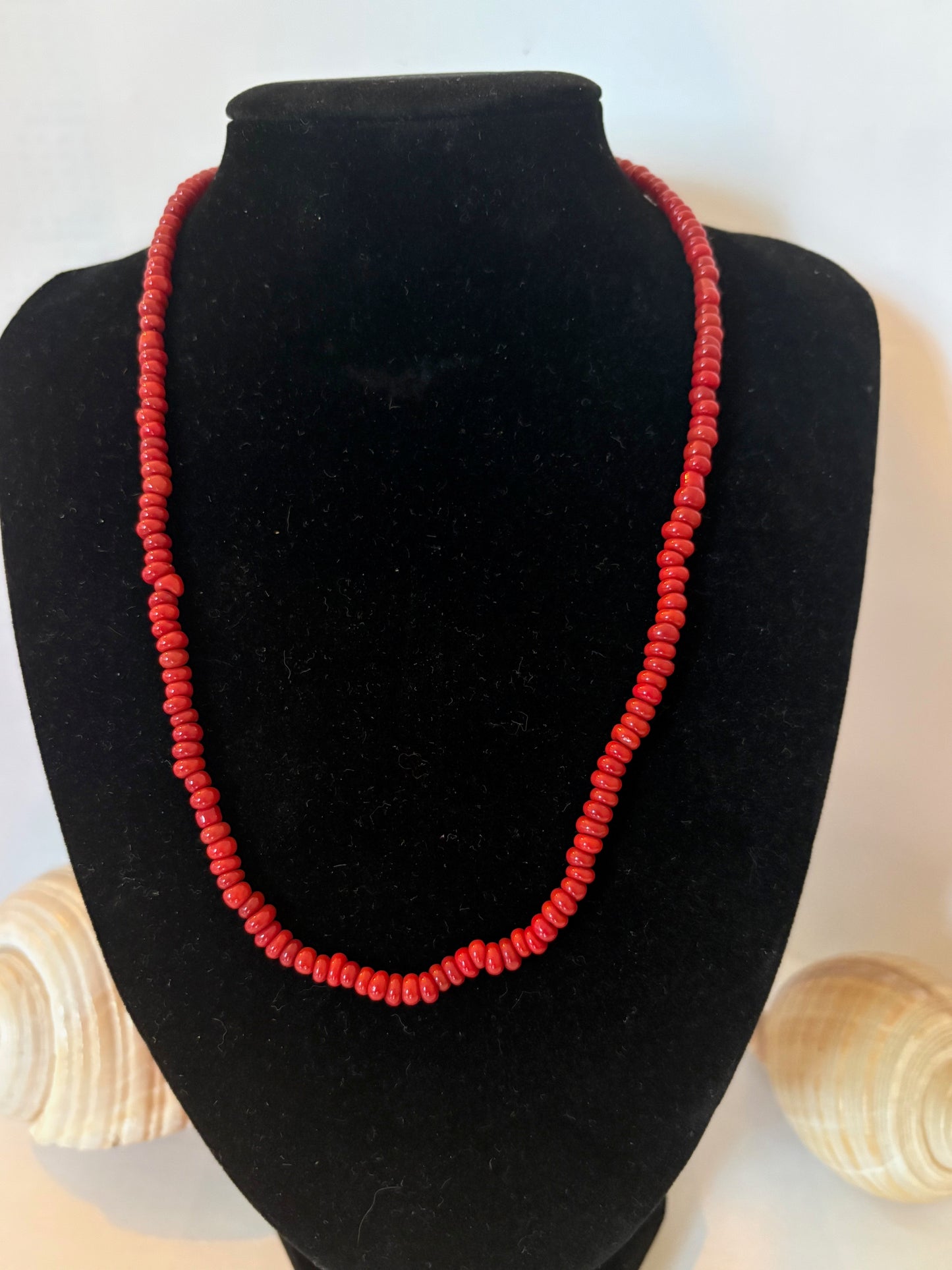 Vintage rote Korallenkette – klassisch, ca. 45 cm